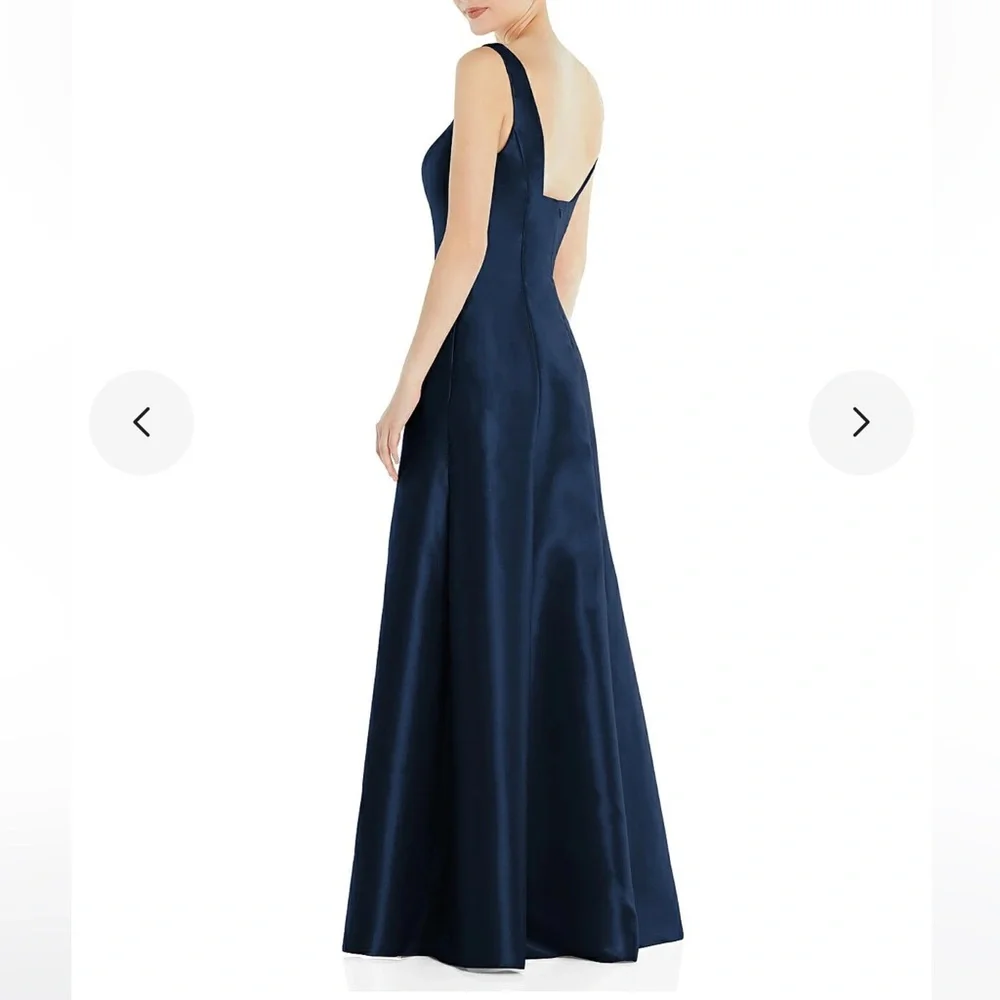 Alfred Sung D826 Sleeveless Square-Neck Princess Line Gown with Pockets